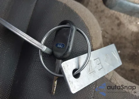 2002 Ford Ranger Edge/Xl/Xlt from USA, damaged, VIN 1FTYR10UX2TA00235